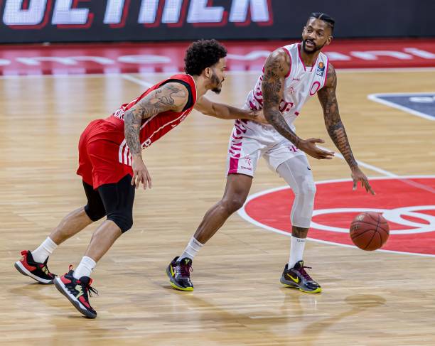 的长河中 的长河中