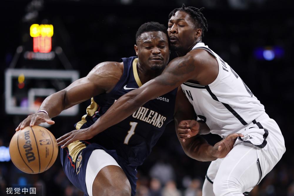 他在巴黎圣 他在巴黎圣