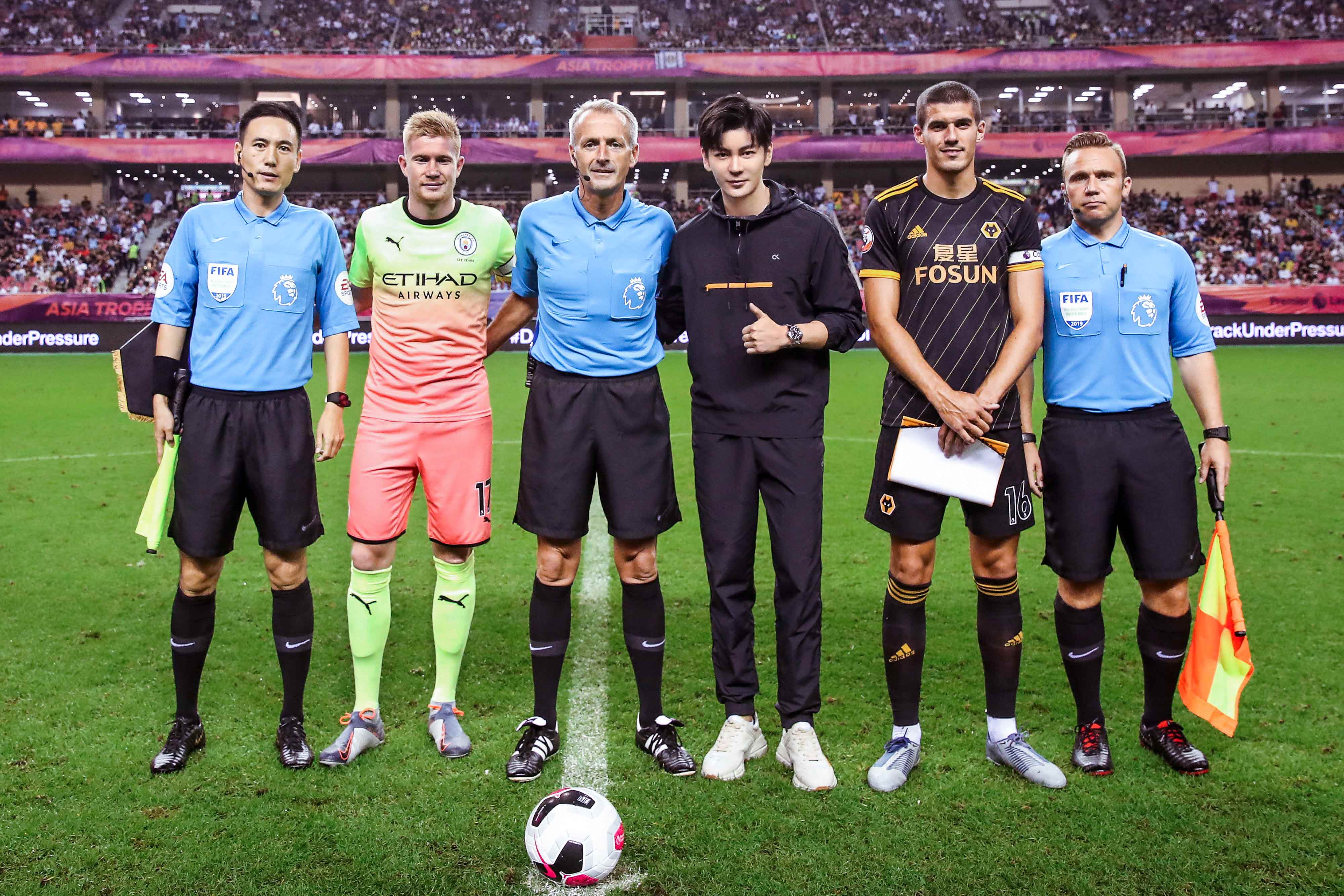 联赛中创造 联赛中创造